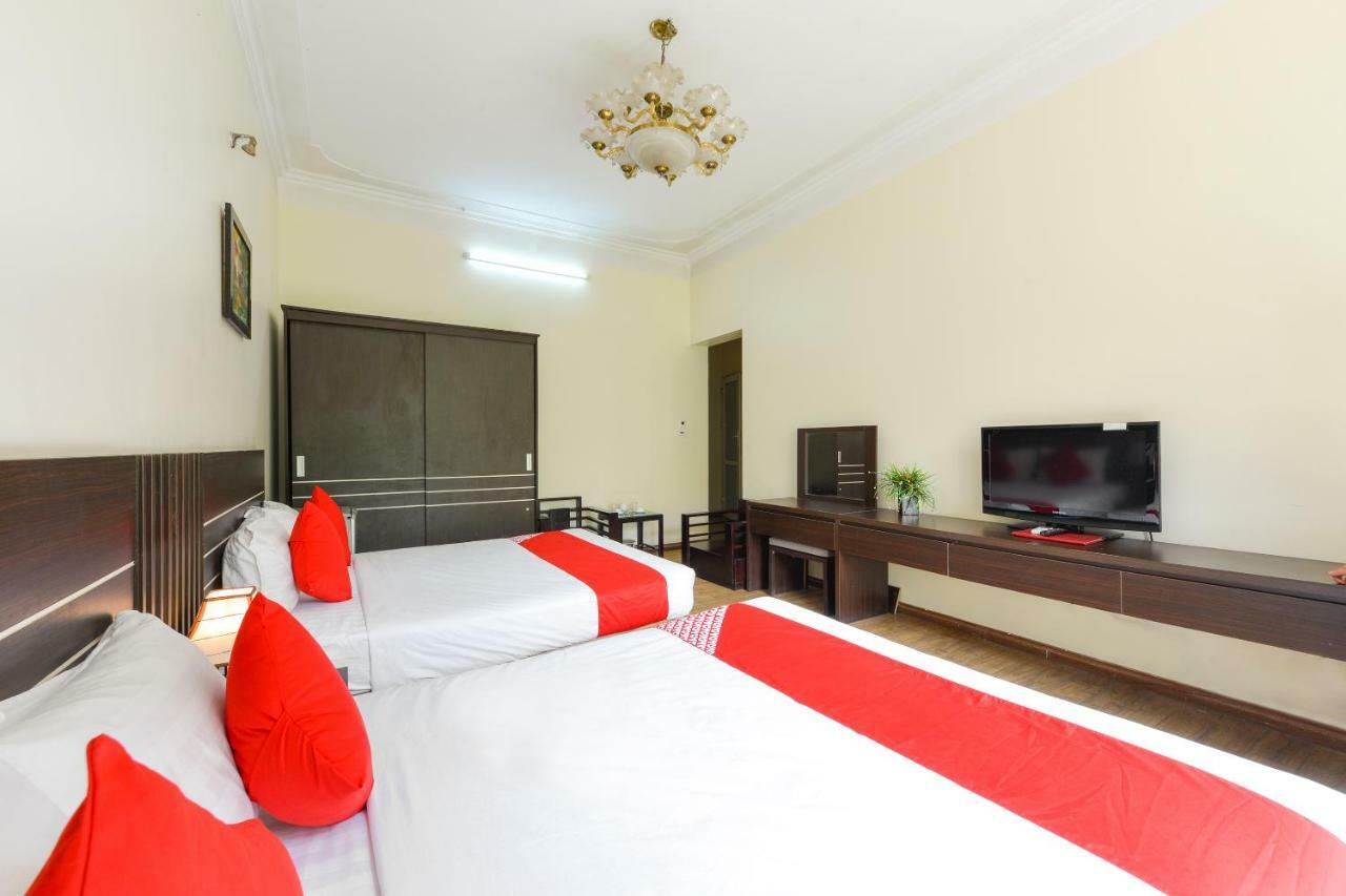 Oyo 279 West Lake Hotel Hanoi Exterior photo